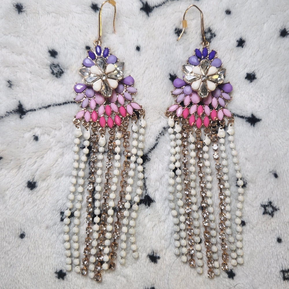 Chic Floral Drop Earrings with Purple and Pink Hues
